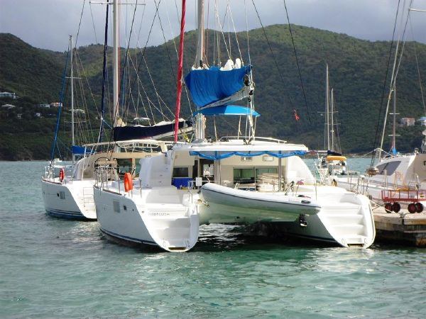 Used Sail Catamaran for Sale 2006 Lagoon 440 Boat Highlights